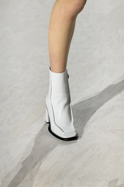 Look 5